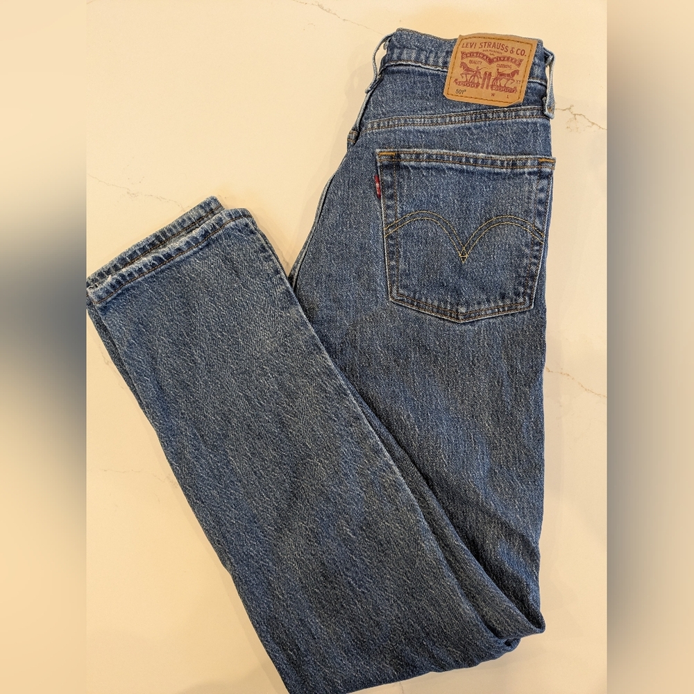 Levi's 501 Women's Straight Blue Jeans Size 25